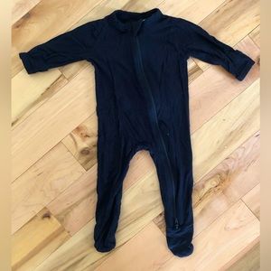 Kyte BABY Footie in Midnight. Size 0-3m